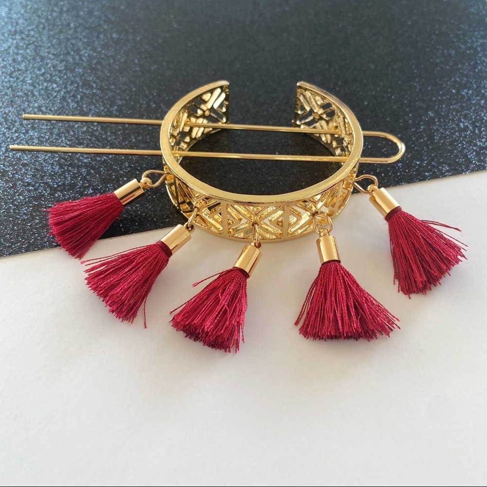 Boho Tassel Embellished Hair Pins - Red